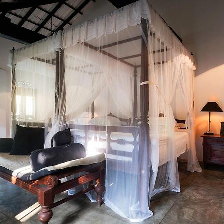 Nisala Arana Boutique Hotel ベントータ エクステリア 写真